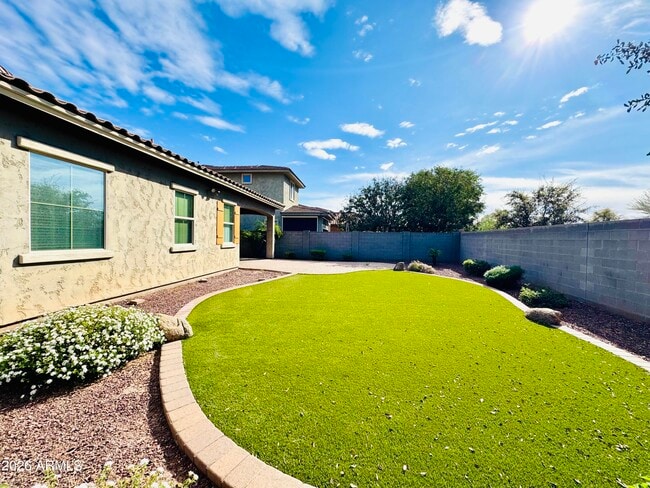 Building Photo - 3039 E Mahogany Pl