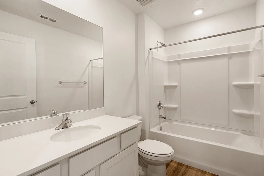 Building Photo - 1737 S Devils Garden Ln