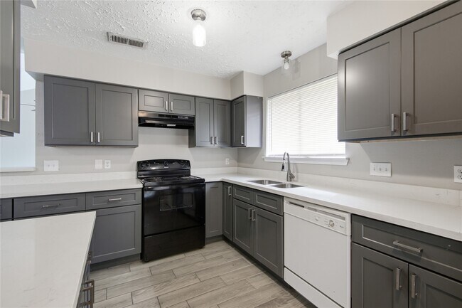 Building Photo - 3611 Macon Pl Ct