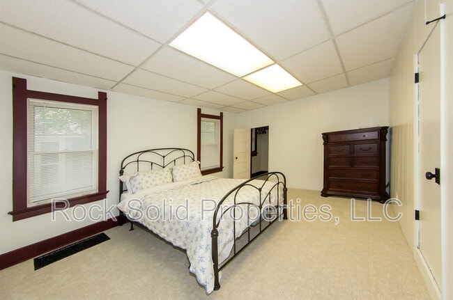 Building Photo - 1216 Talbot Ct