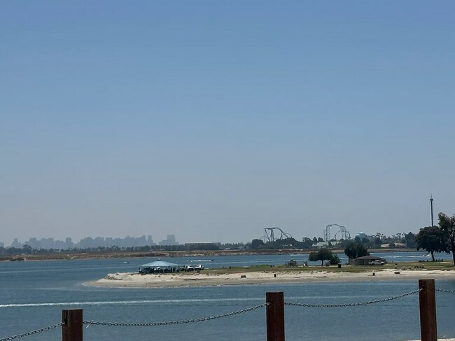 Building Photo - 3739 Jewell St