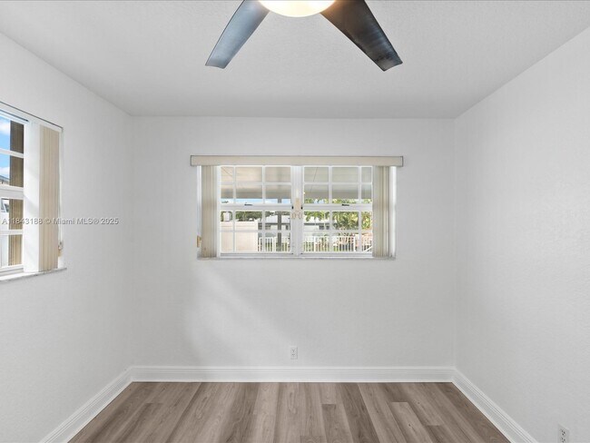 Building Photo - 1501 SW 57th Ave