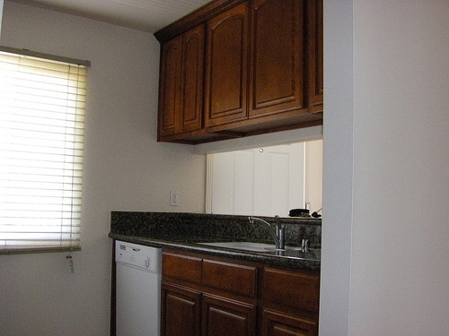 Building Photo - 1021 Temple Ave