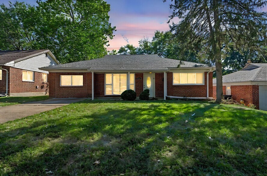 Building Photo - 7346 Canton Ave