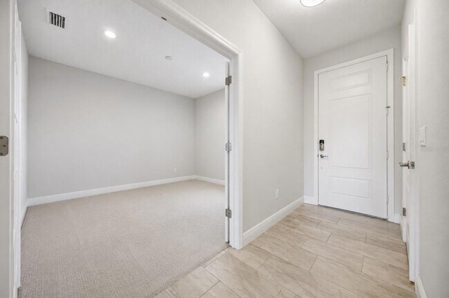 Building Photo - 11118 Sand Pine Ln