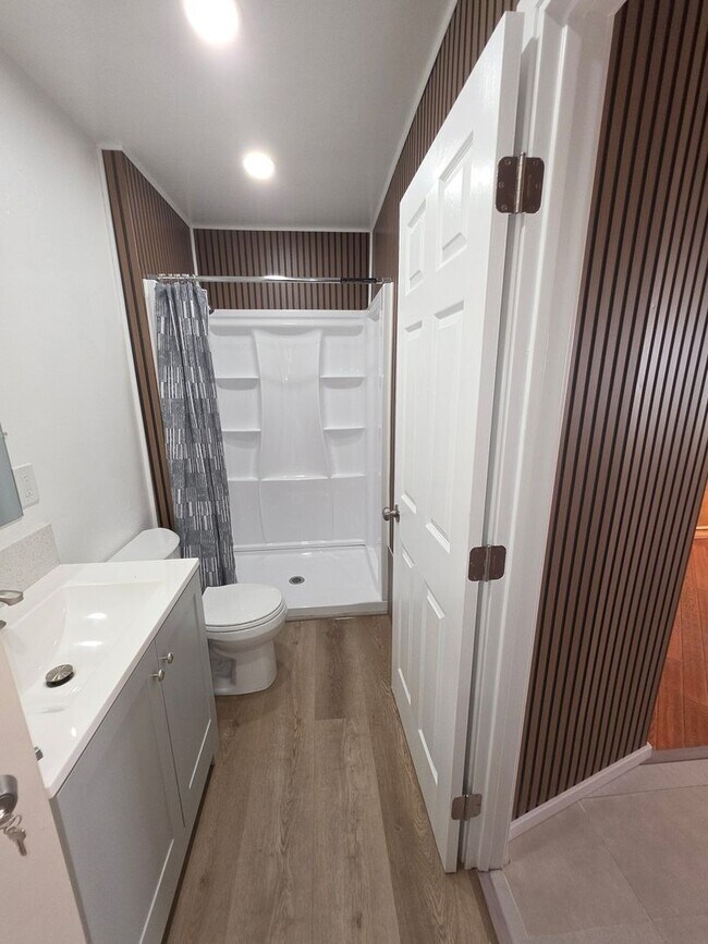 Building Photo - Beautiful Single Family in Garden Grove fo...