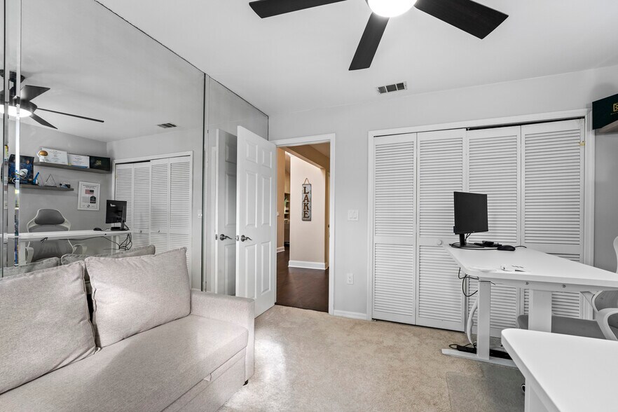 Building Photo - 3220 Tall Timber Dr