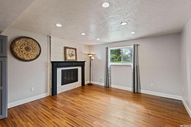 Building Photo - 500 W 1640 S