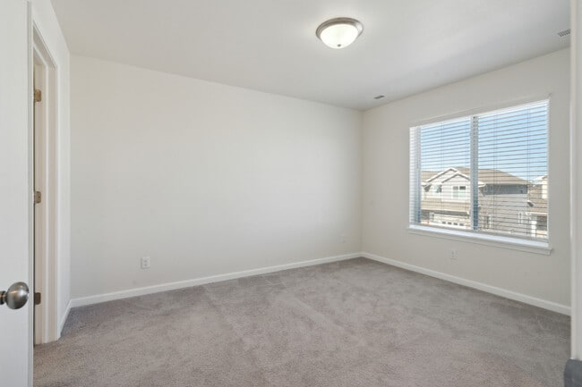 Building Photo - 1275 Exchange St