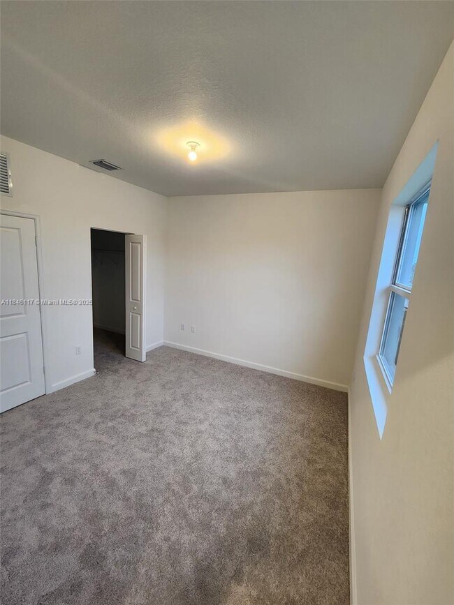 Building Photo - 35737 SW 178th Ct