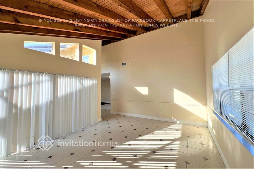 Building Photo - 9841 NW 31st Pl
