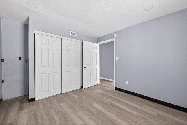 Building Photo - For Rent – 3 Bedroom Home | Section 8 Welcome