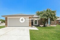 Building Photo - 3 Bedroom Pet-Friendly Home in ALVARADO, TX with Main Street Renewal