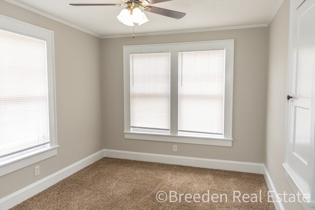 Building Photo - 215 Lenoir St