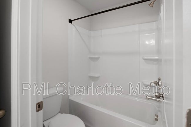 Building Photo - 14002 Bordley Pl