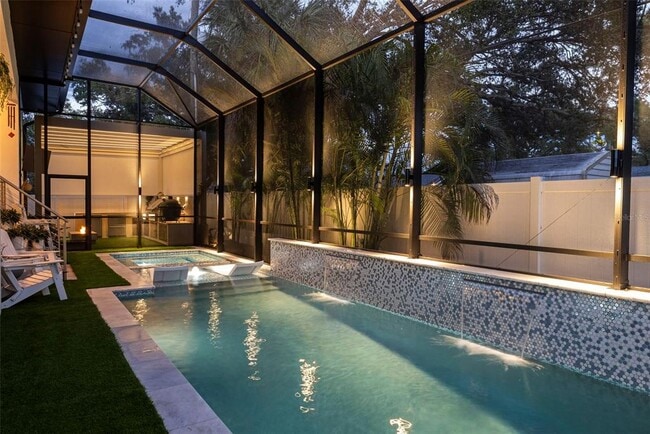 Building Photo - 3624 S Gardenia Ave