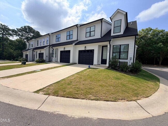 Building Photo - 4603 Malone Ct