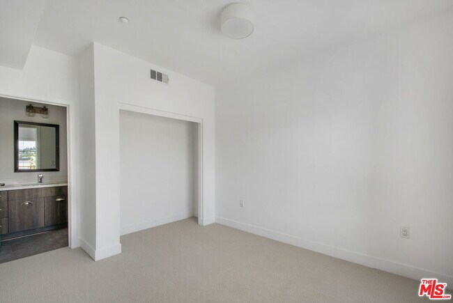 Building Photo - 2974 Ripple Pl