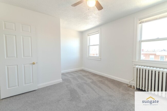 Building Photo - 2018 Griffis Ave