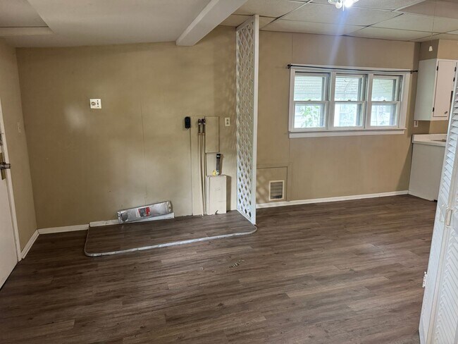 Building Photo - 724 N 25th St