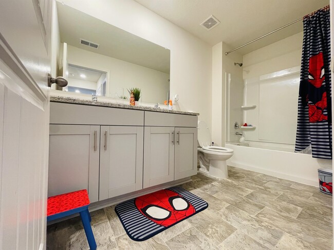 Building Photo - 35 Witherspoon Dr