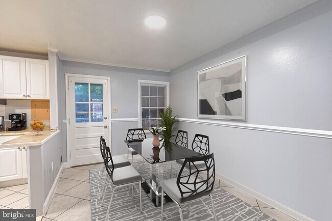 Primary Photo - 9832 Buckner Rd