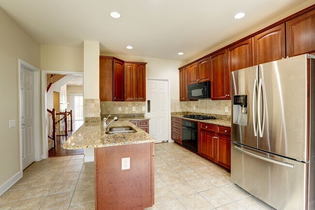 Building Photo - 14580 Crossfield Way