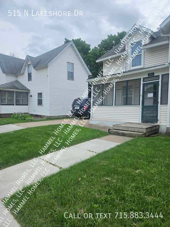 Building Photo - 515 N Lakeshore Dr