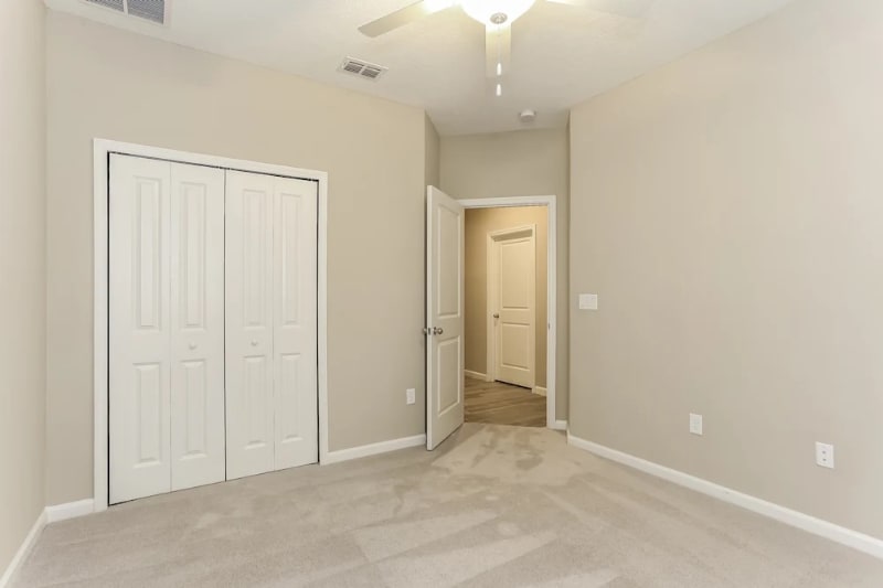 Building Photo - 6283 Bluff Ave