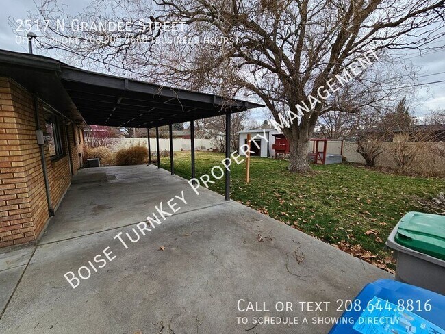 Building Photo - 2517 N Grandee St