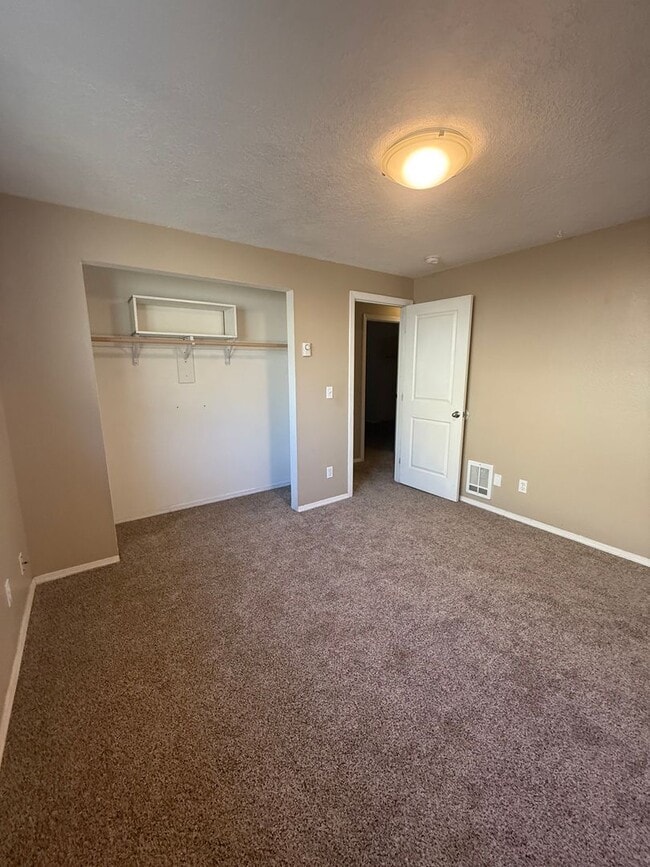 Building Photo - Updated 3+ Bedroom 2 Bath House with Large Fenced In Yard