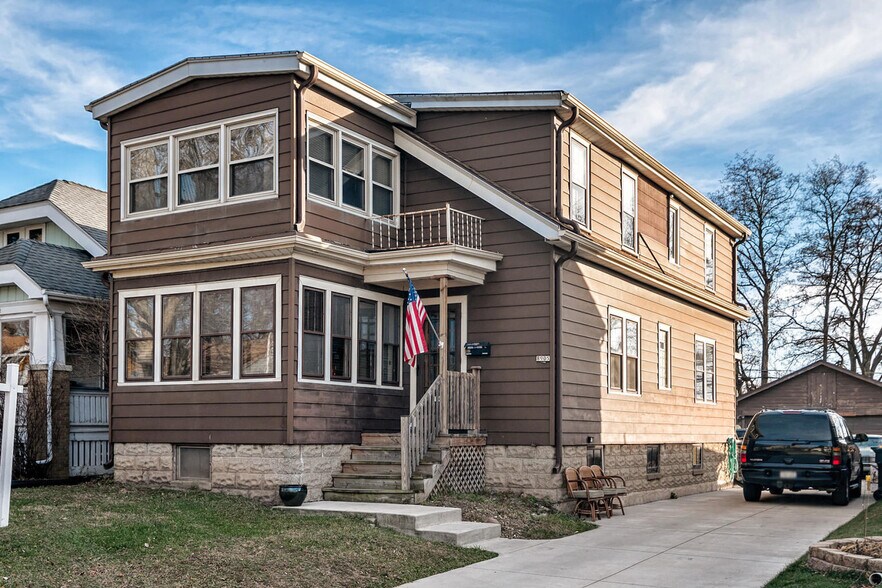 Building Photo - 8903 W Orchard St
