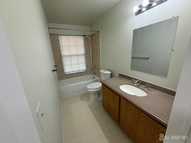 Building Photo - 220 Copeley Way
