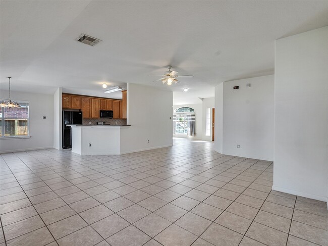 Building Photo - 2306 Diamond Springs Dr