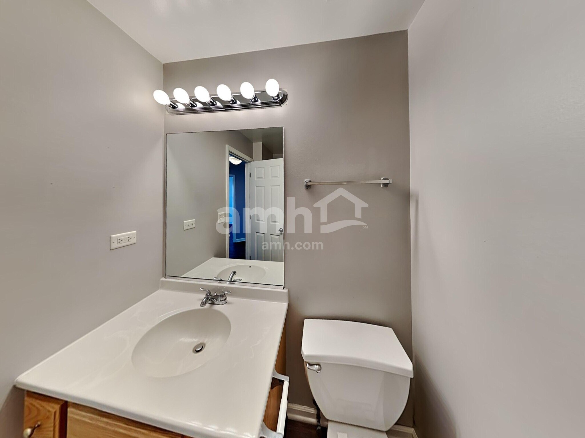 Building Photo - 214 Turnbridge Dr