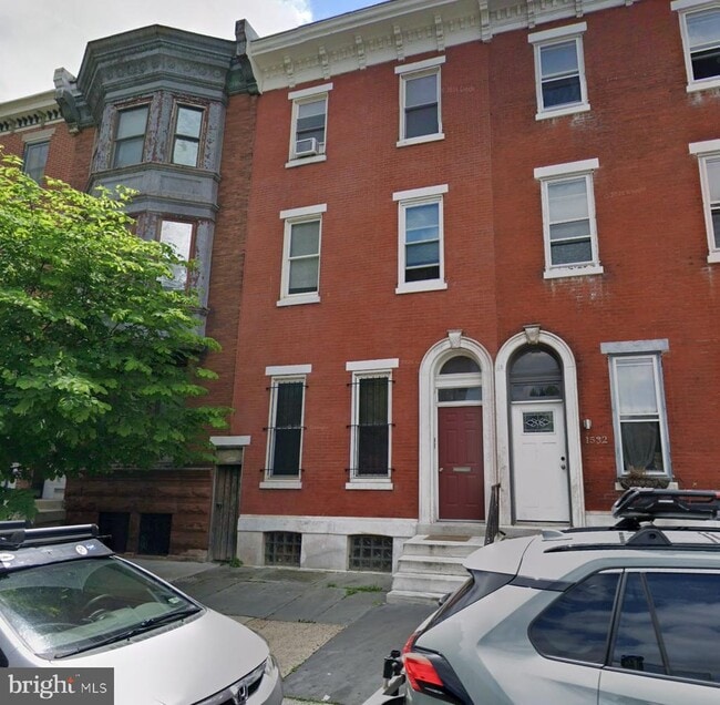 Building Photo - 1530 Mt Vernon St