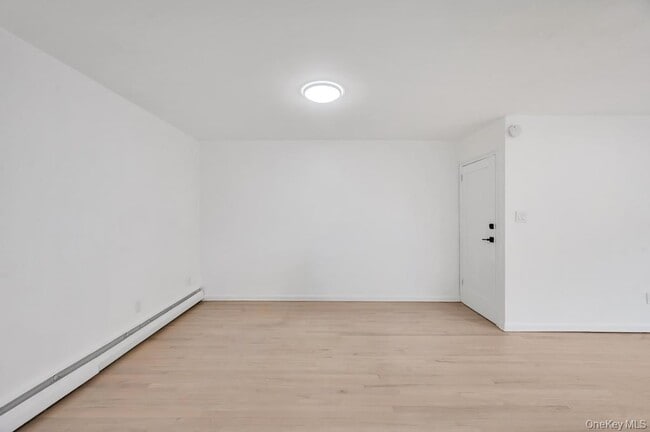 Building Photo - 74-16 85th Rd