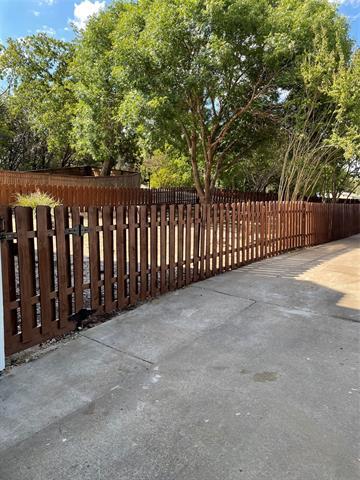 Building Photo - 1129 Scenic Dr