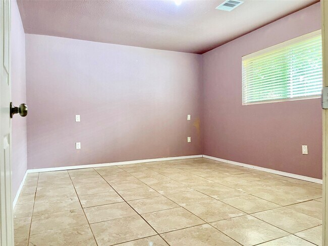 Building Photo - 8302 Coastway Ln