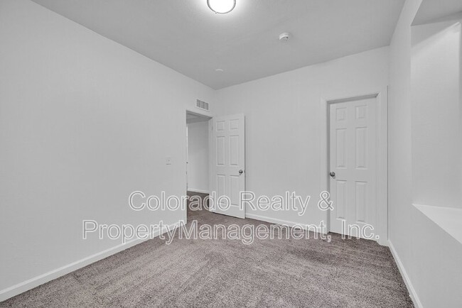 Building Photo - 4494 Telluride Ct