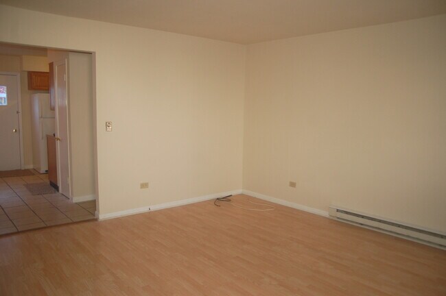 Building Photo - 321 S Jefferson St