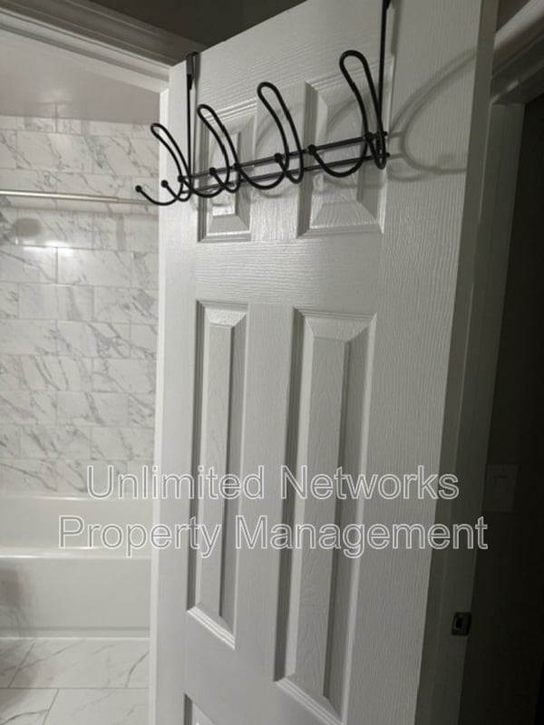 Building Photo - 151 Lawton St SW