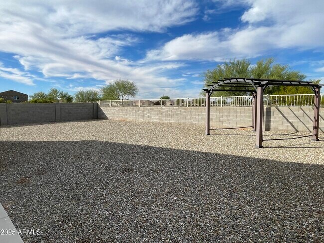 Building Photo - 30976 N Audobon Dr