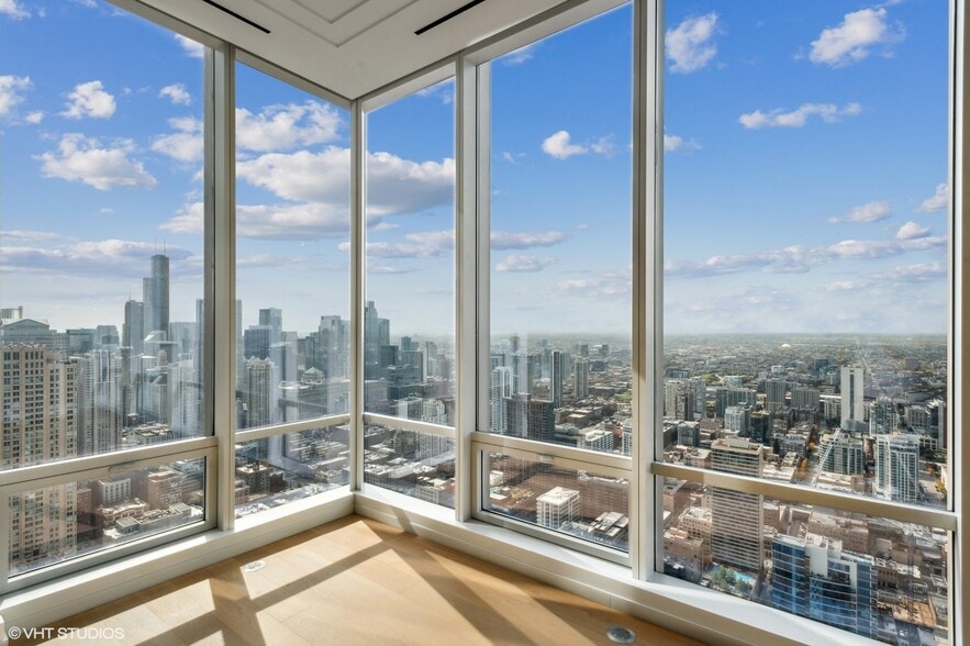 Building Photo - 909 W Washington Blvd