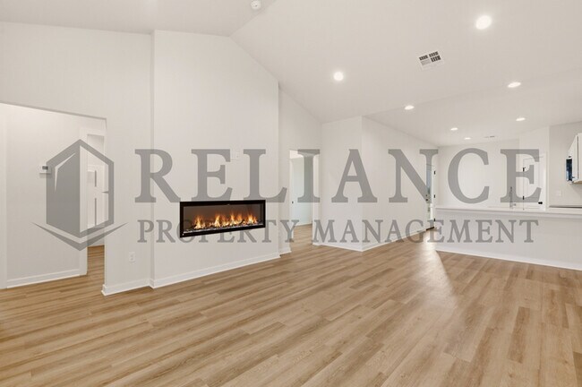 Building Photo - 157 N Gowen St