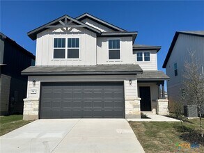 Building Photo - 945 Heartseed Ave