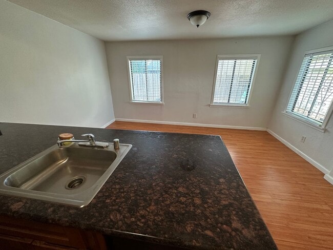 Building Photo - House for Rent – Robla Neighborhood!