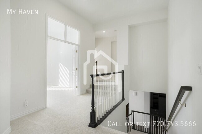 Building Photo - 2064 S Robb Way