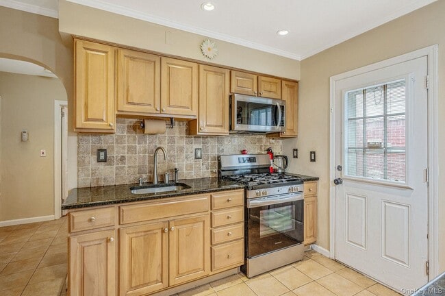 Building Photo - 58 N Rockaway Ave