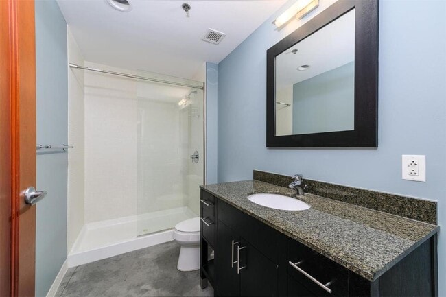 Building Photo - 1136 Washington Ave